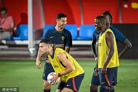 包含葡萄牙队面临困境,教练寻找突破口的词条 包含葡萄牙队面临困境,教练寻找突破口的词条