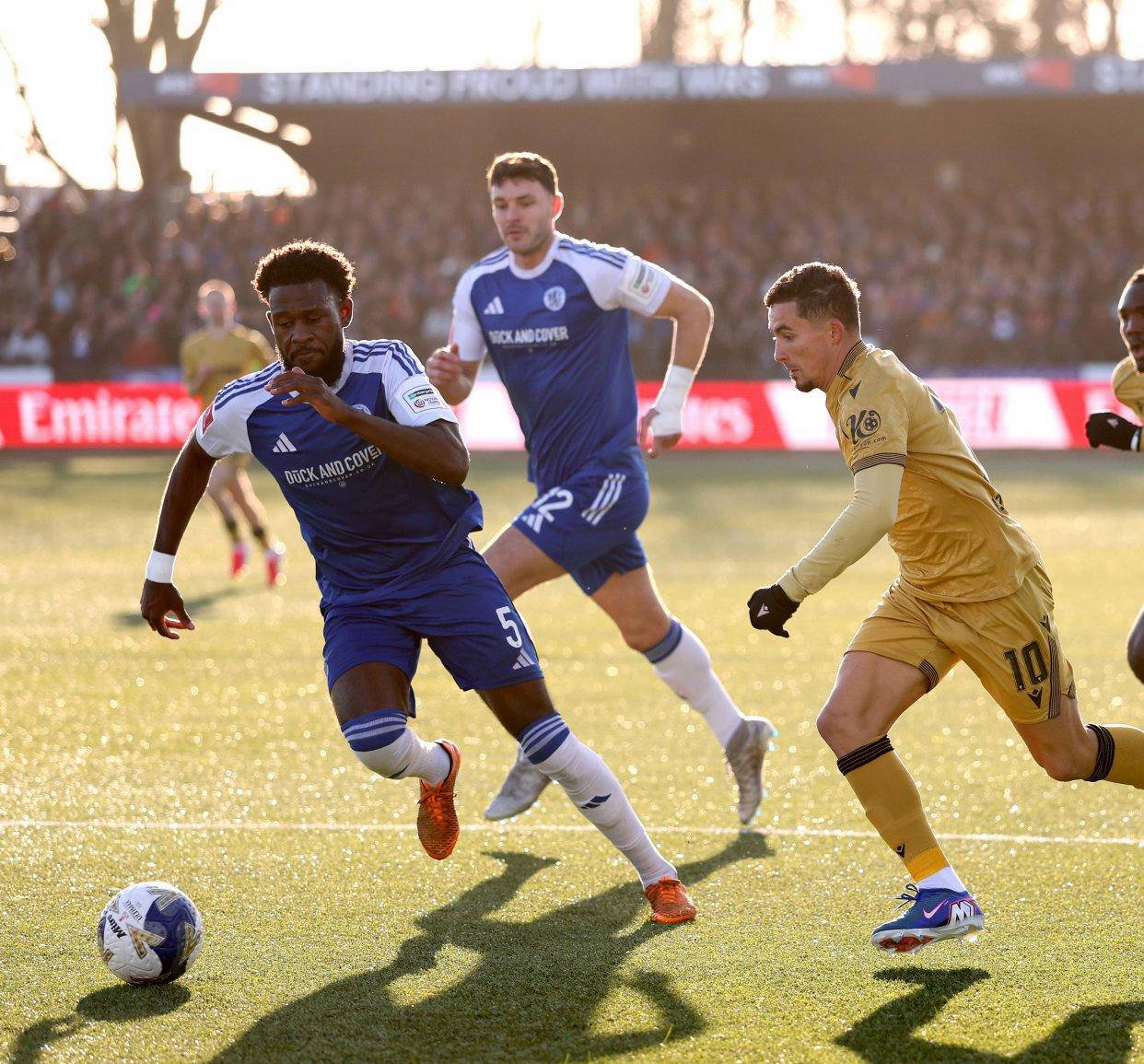 曼城主场-胜阿斯罗马提前锁定小组第一(曼城主场the king)